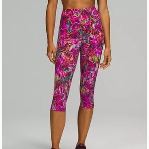 NWT lululemon base pace high rise crop. 8